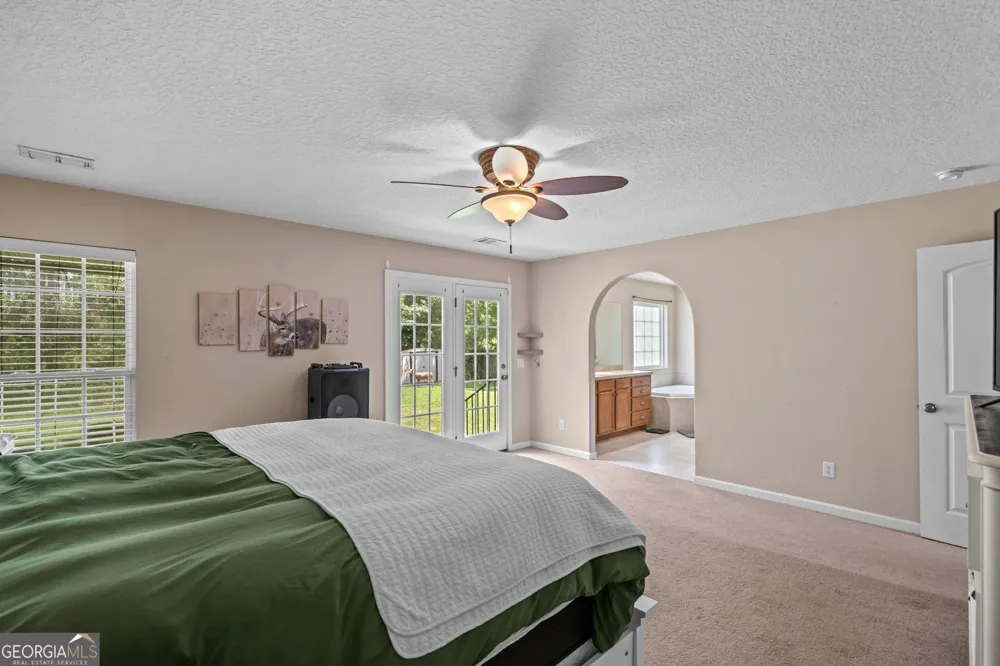 197 Parker LN Richmond Hill, GA 31324