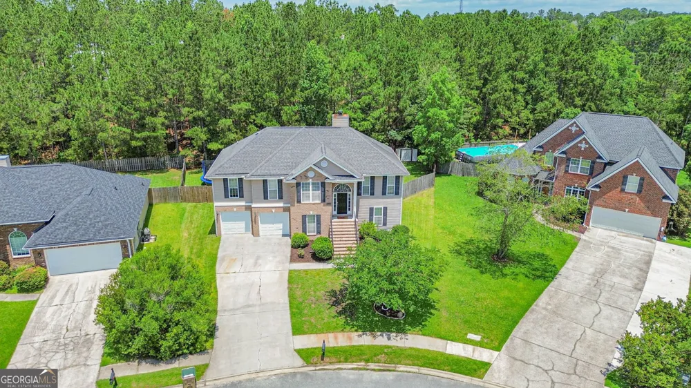 197 Parker LN Richmond Hill, GA 31324