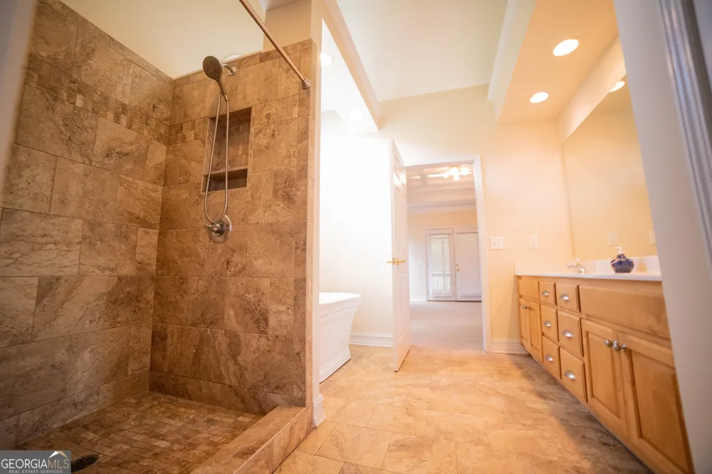 11 Watertstone DR Cartersville, GA 30121