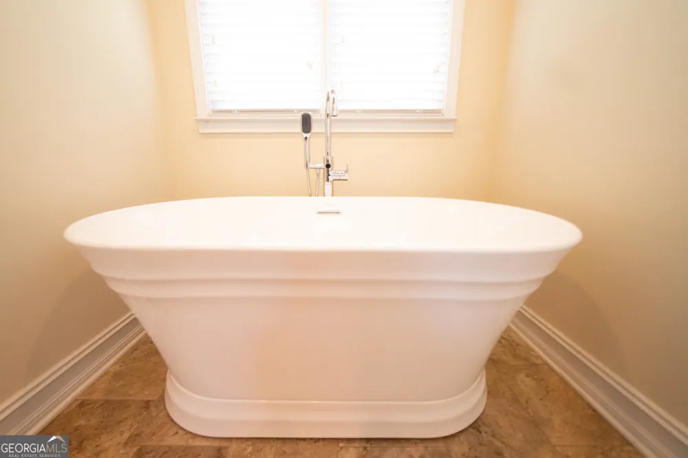 11 Watertstone DR Cartersville, GA 30121
