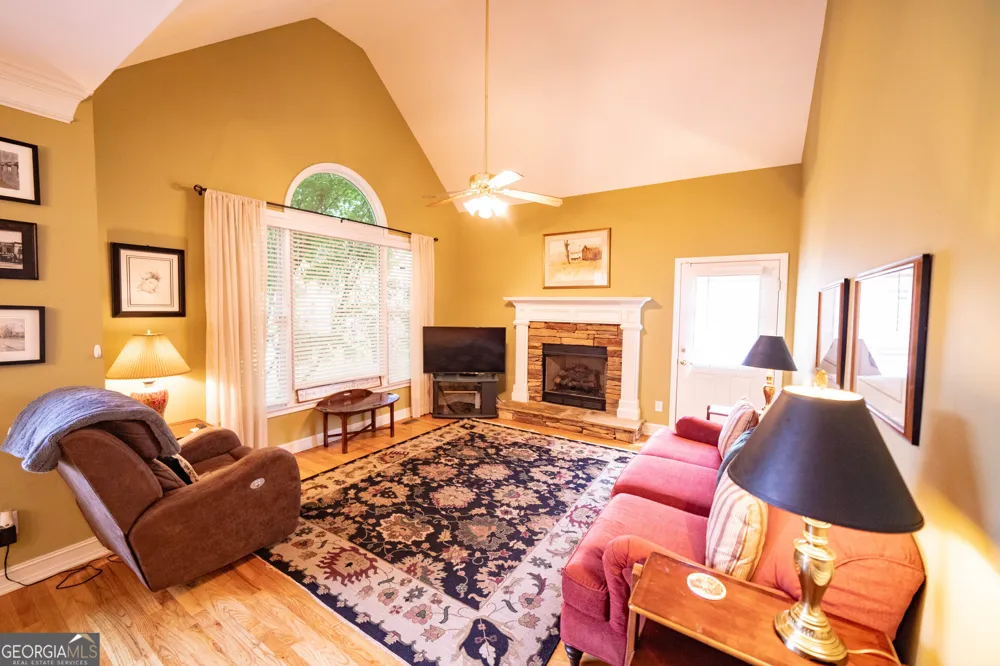 11 Watertstone DR Cartersville, GA 30121