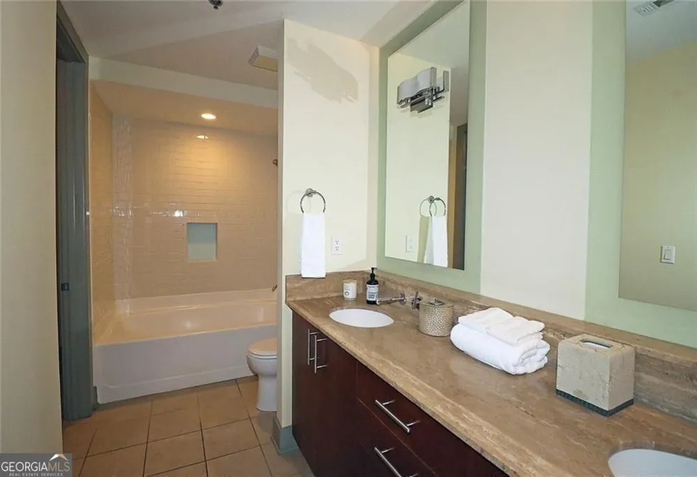 4561 Olde Perimeter WAY Dunwoody, GA 30346