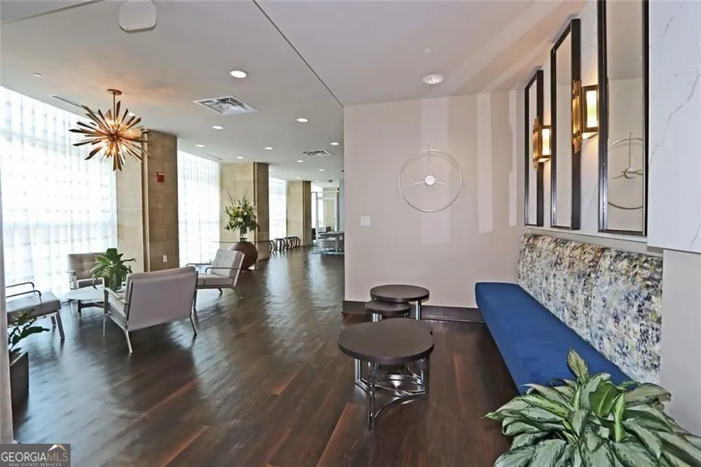 4561 Olde Perimeter WAY Dunwoody, GA 30346