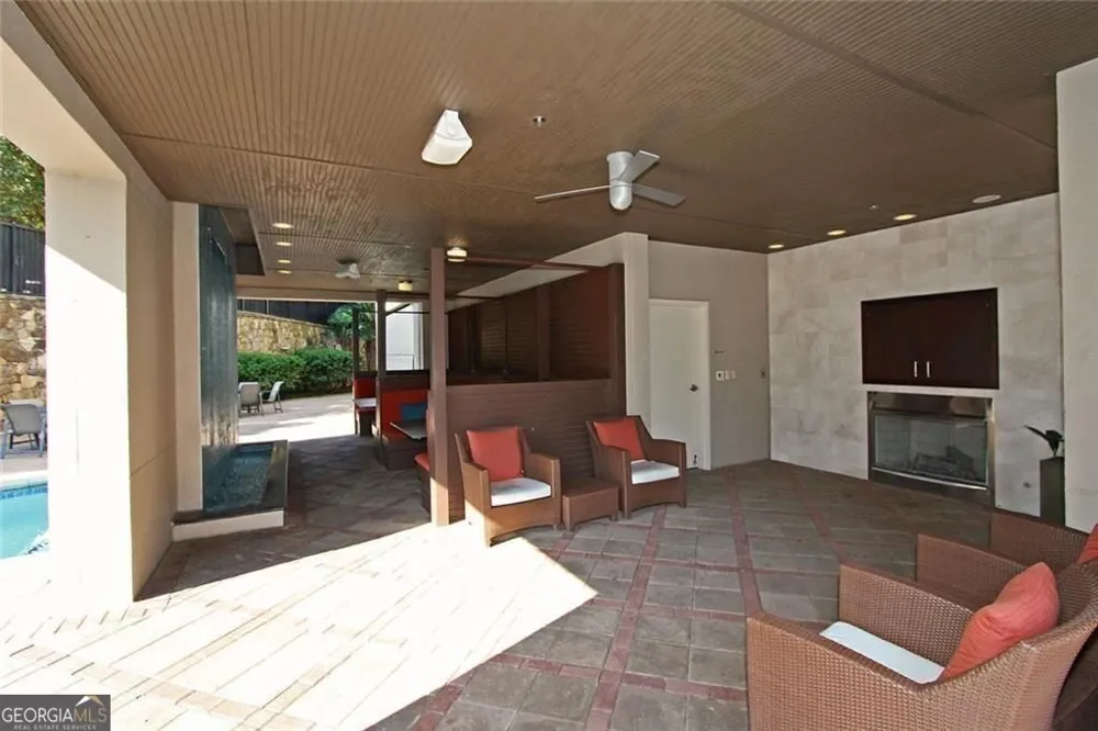 4561 Olde Perimeter WAY Dunwoody, GA 30346