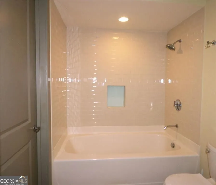 4561 Olde Perimeter WAY Dunwoody, GA 30346