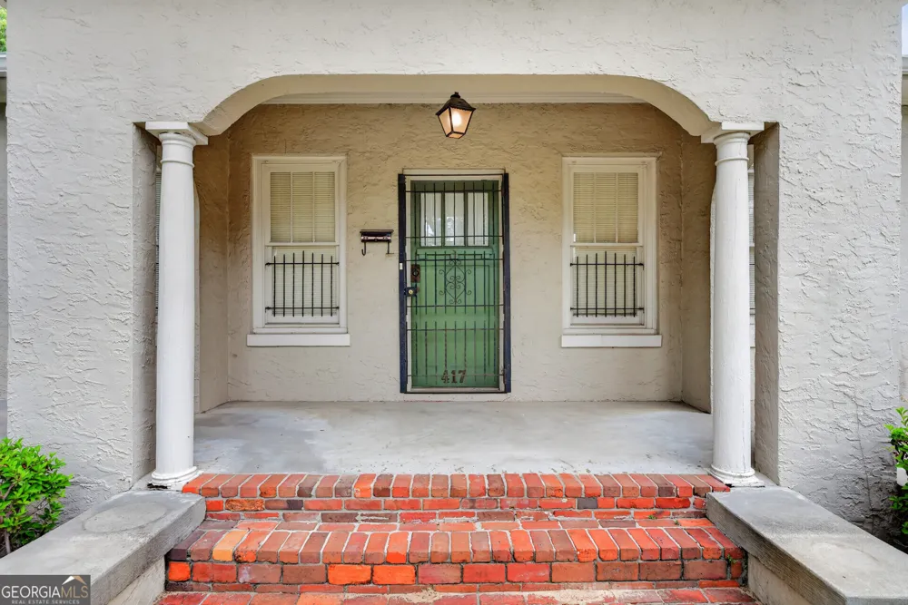 417 E Sellers ST Douglas, GA 31533