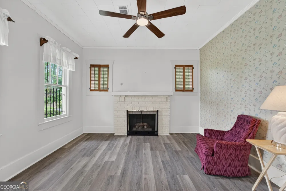 417 E Sellers ST Douglas, GA 31533