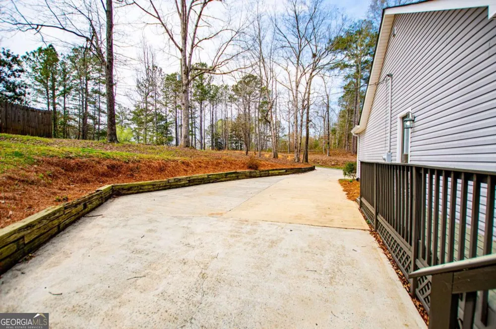 212 Hillcrest RD Heflin, AL 36264