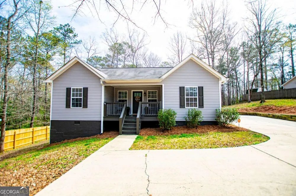 212 Hillcrest RD Heflin, AL 36264
