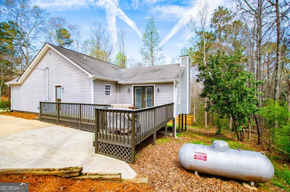 212 Hillcrest RD Heflin, AL 36264