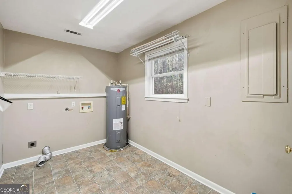 46 James DR Blairsville, GA 30512