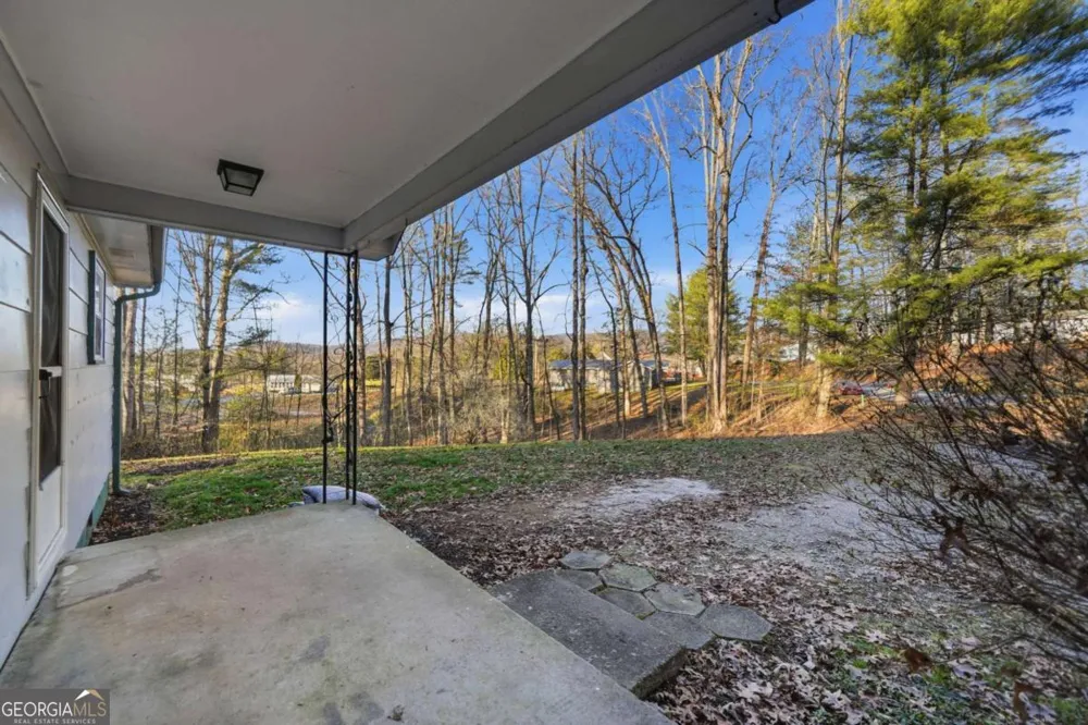 46 James DR Blairsville, GA 30512