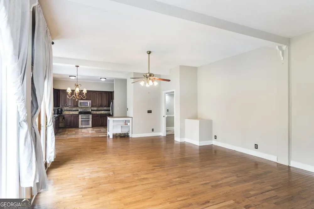 208 Martin TER Kathleen, GA 31047