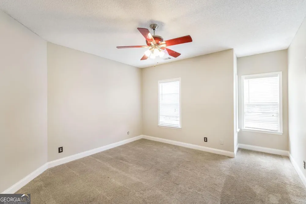 208 Martin TER Kathleen, GA 31047