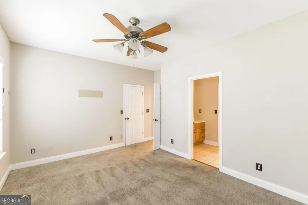 208 Martin TER Kathleen, GA 31047