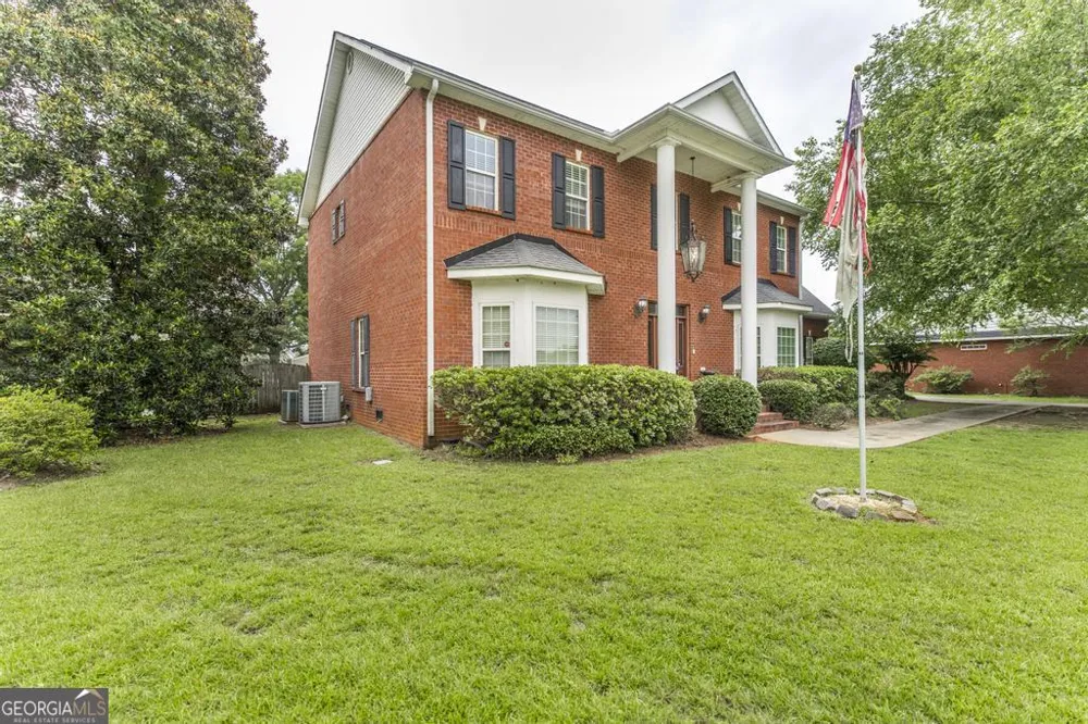 208 Martin TER Kathleen, GA 31047