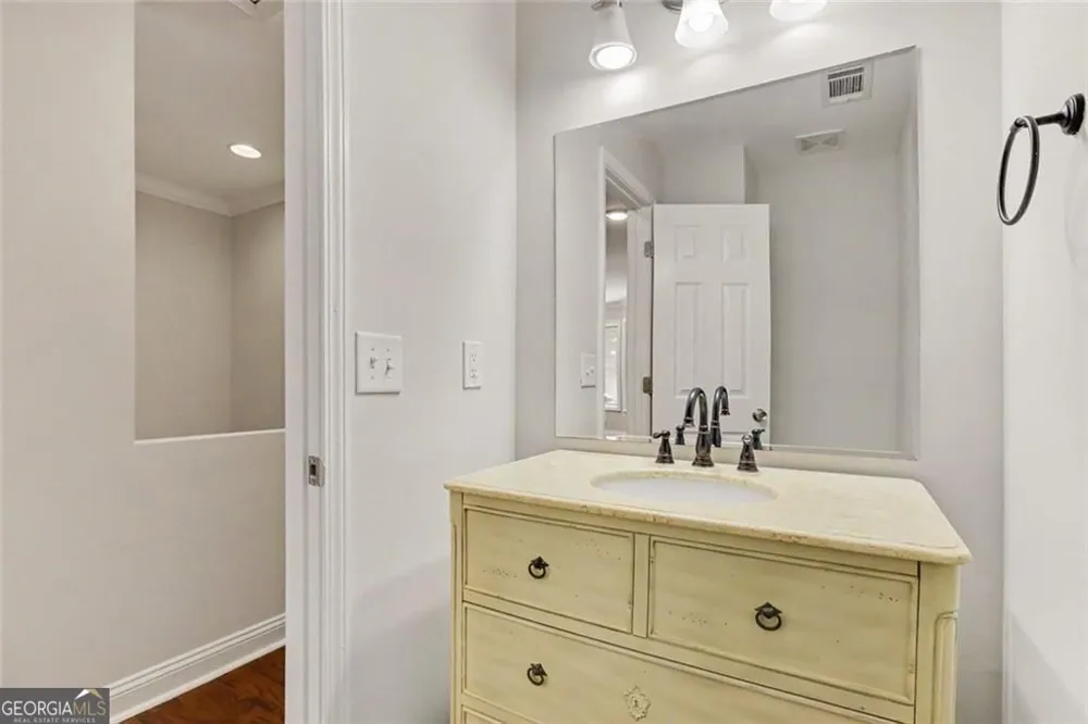 535 Putters CT Johns Creek, GA 30022