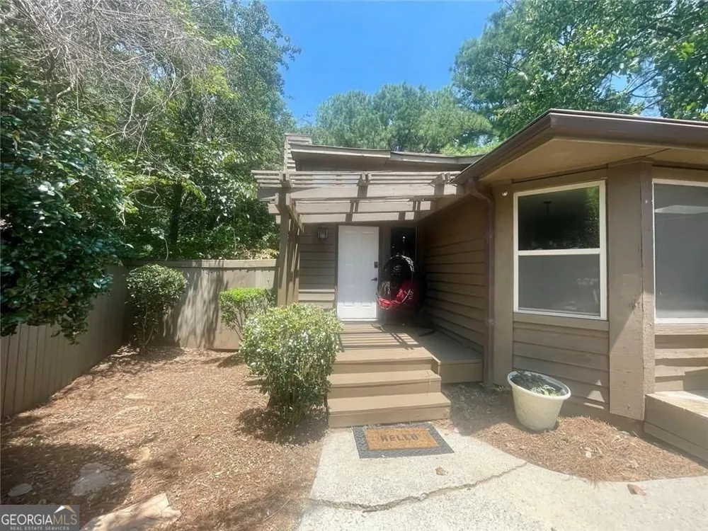 535 Putters CT Johns Creek, GA 30022