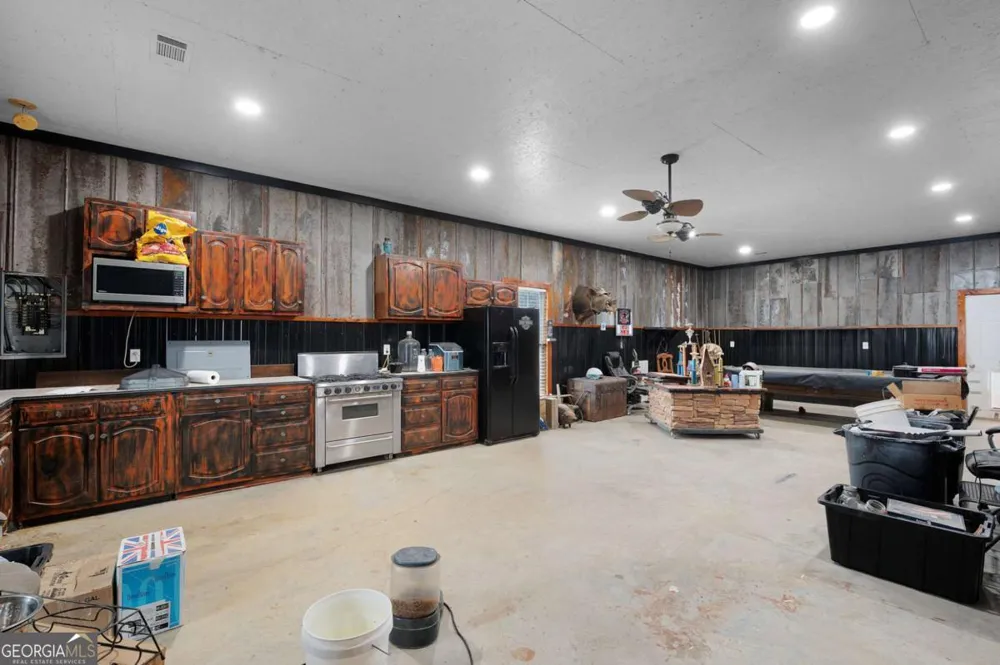425 McDaniel Station RD SW Calhoun, GA 30701