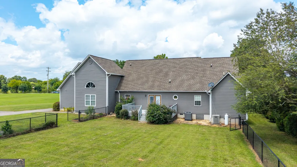 425 McDaniel Station RD SW Calhoun, GA 30701