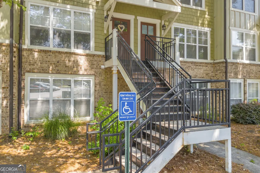 490 Barnett Shoals RD Athens, GA 30605
