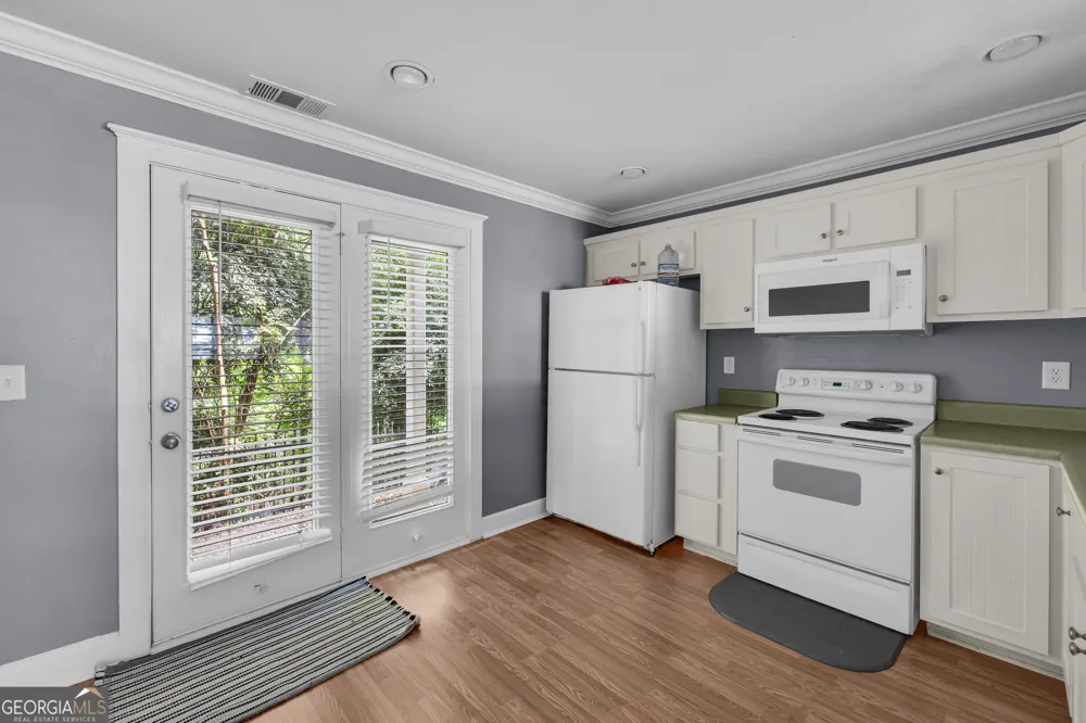 490 Barnett Shoals RD Athens, GA 30605