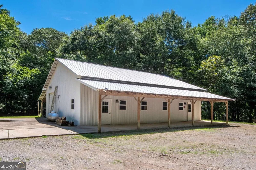 755 Harris RD Jasper, GA 30143