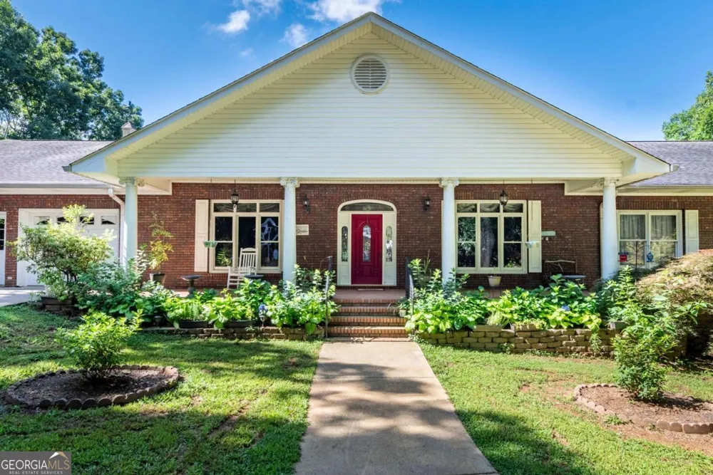 755 Harris RD Jasper, GA 30143