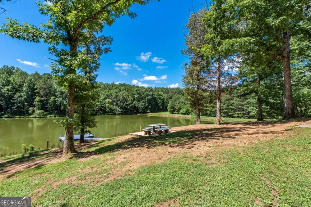 755 Harris RD Jasper, GA 30143