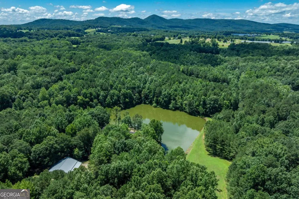 755 Harris RD Jasper, GA 30143