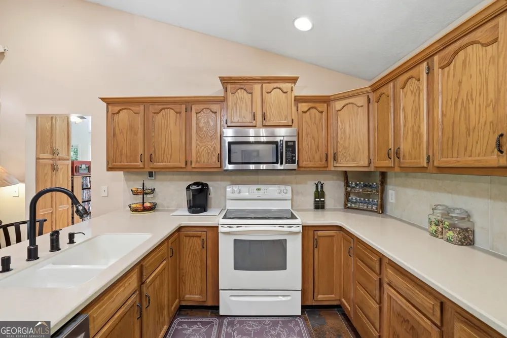 584 Battle Branch Vistas DR Franklin, NC 28734