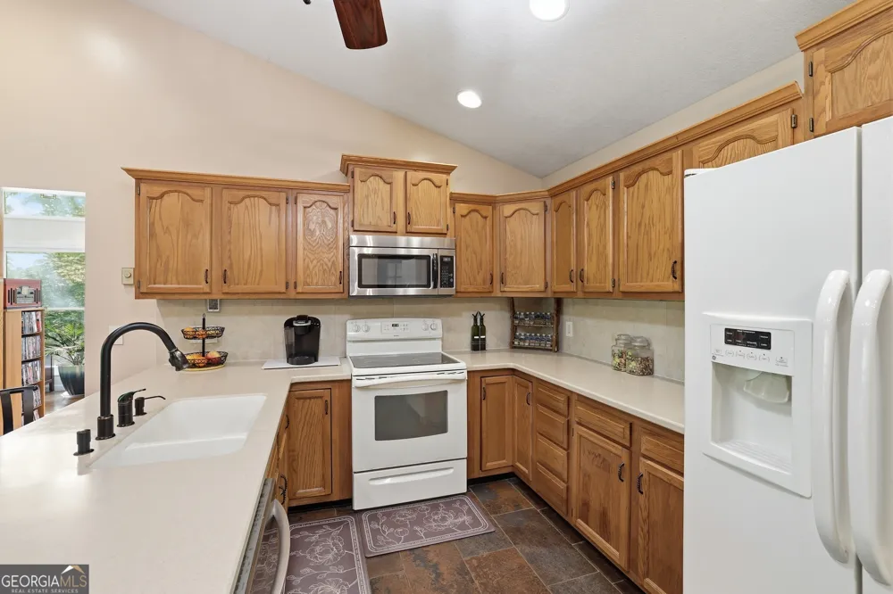 584 Battle Branch Vistas DR Franklin, NC 28734