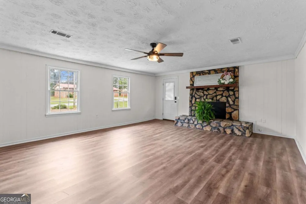 122 Carroll CIR Carrollton, GA 30117