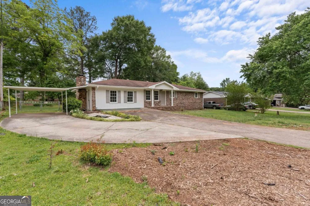 122 Carroll CIR Carrollton, GA 30117
