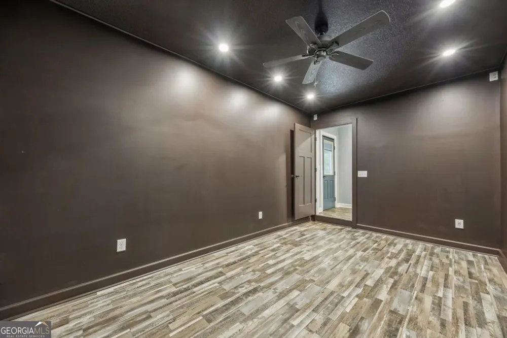 303 Mahan ST St. Marys, GA 31558