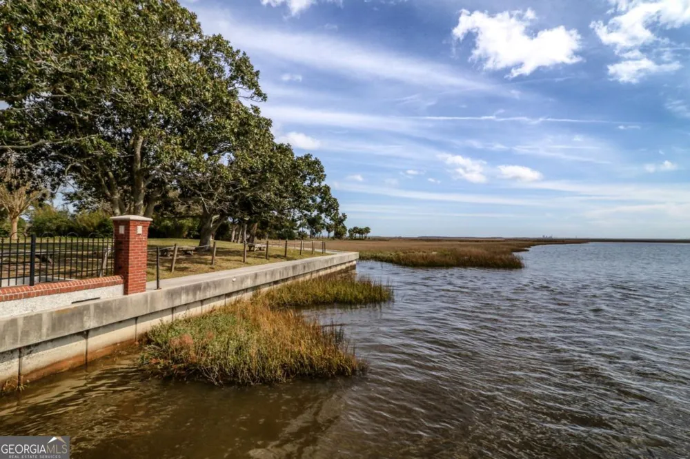 303 Mahan ST St. Marys, GA 31558