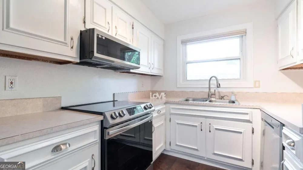 3557 Splinterwood RD Peachtree Corners, GA 30092