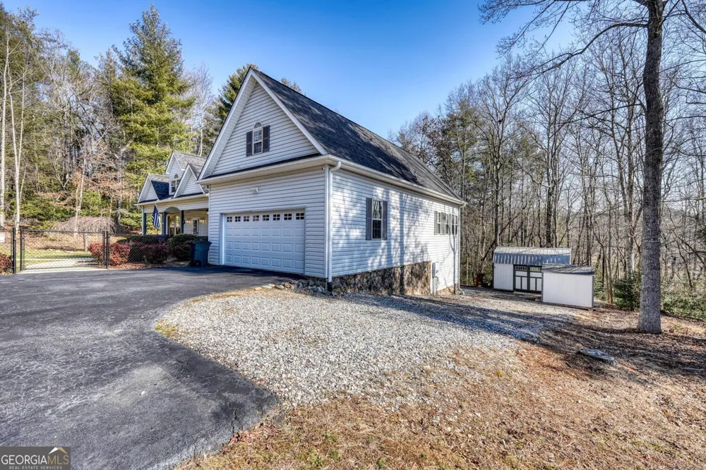 380 Patricks DR Blairsville, GA 30512