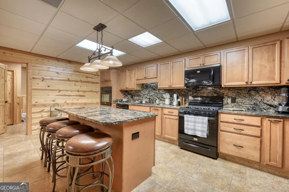 380 Patricks DR Blairsville, GA 30512