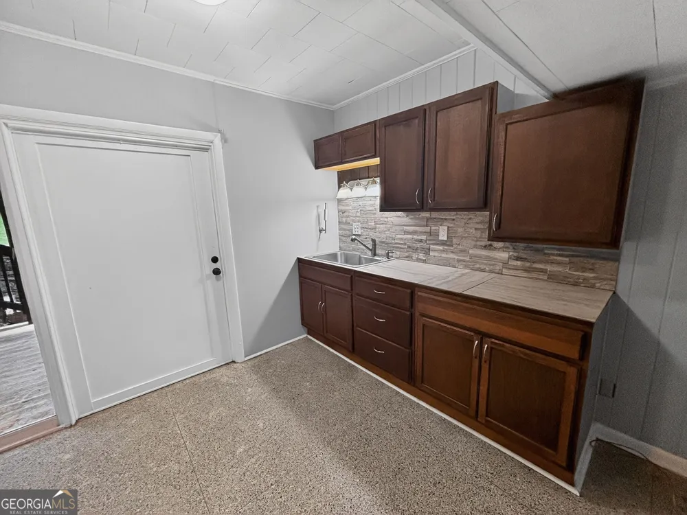 703 Laurel ST Bremen, GA 30110