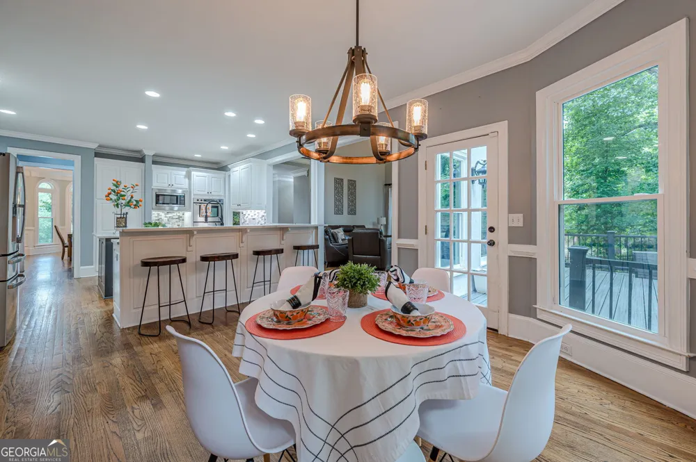 10425 High Falls CIR Johns Creek, GA 30022