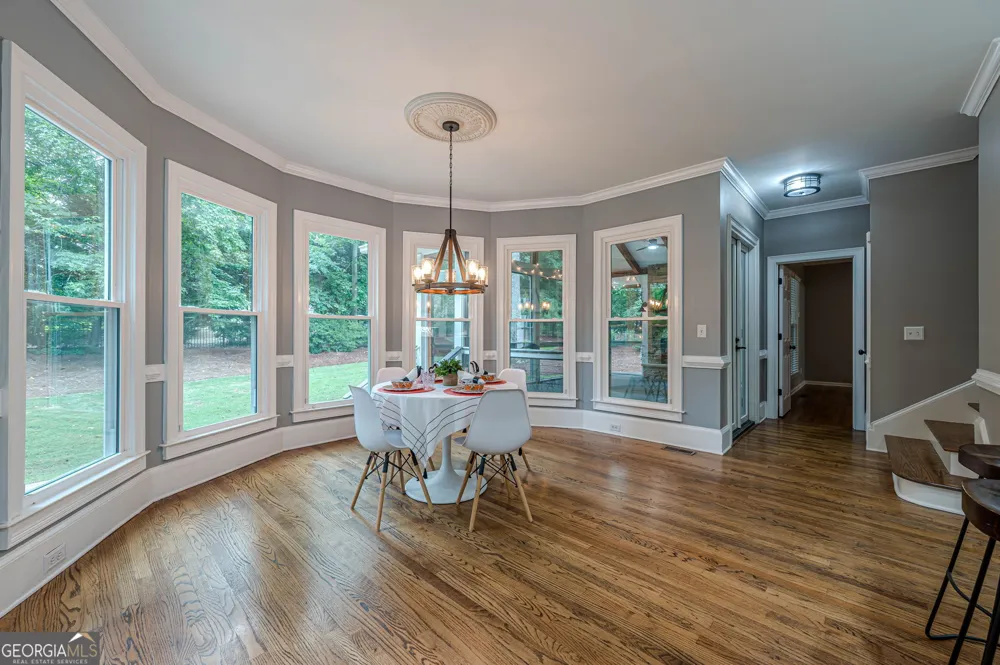 10425 High Falls CIR Johns Creek, GA 30022