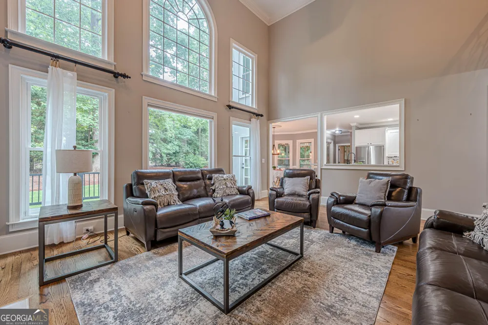 10425 High Falls CIR Johns Creek, GA 30022