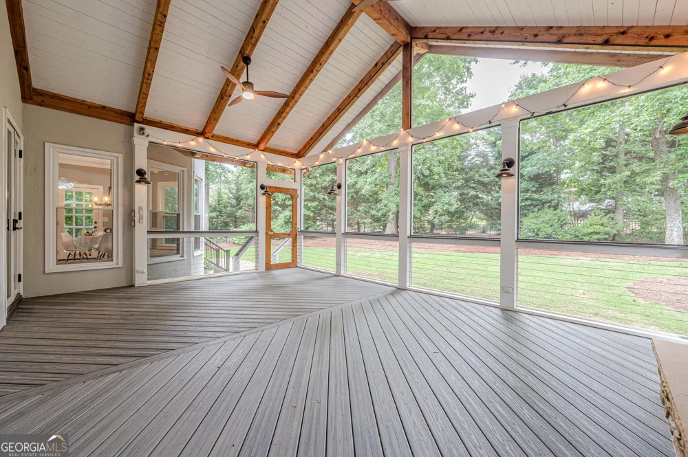 10425 High Falls CIR Johns Creek, GA 30022