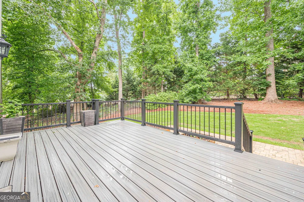 10425 High Falls CIR Johns Creek, GA 30022