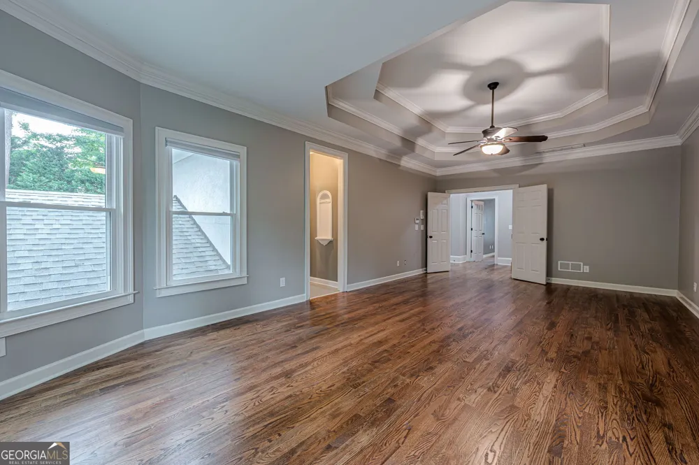 10425 High Falls CIR Johns Creek, GA 30022