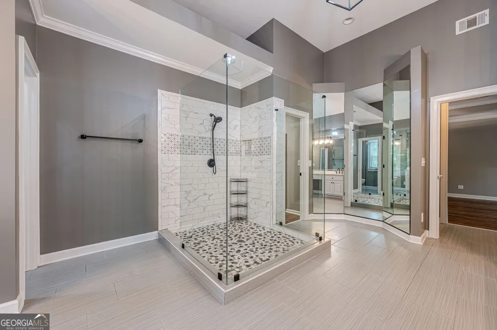 10425 High Falls CIR Johns Creek, GA 30022