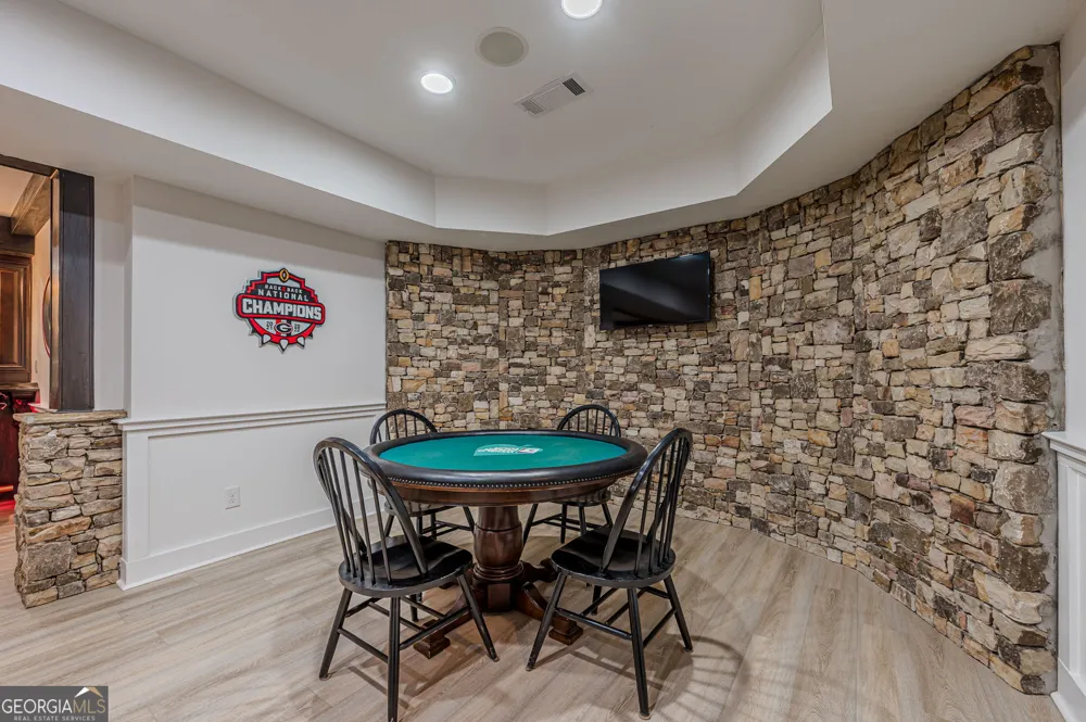 10425 High Falls CIR Johns Creek, GA 30022