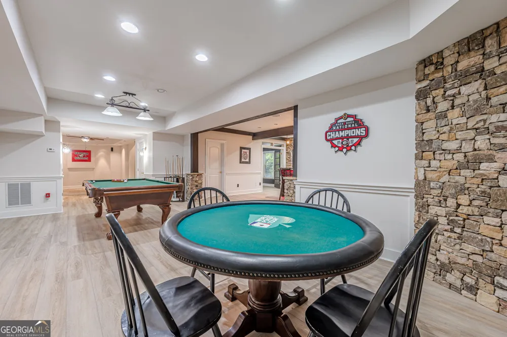 10425 High Falls CIR Johns Creek, GA 30022