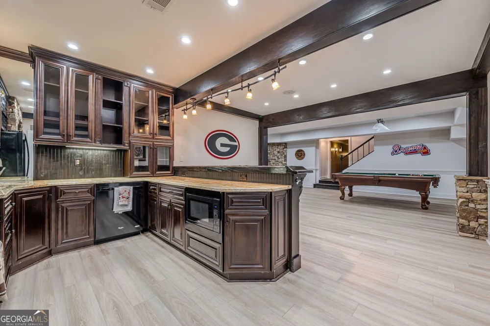10425 High Falls CIR Johns Creek, GA 30022